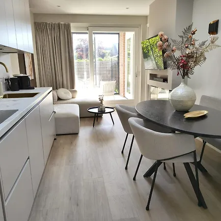 Huize Zondag Apartamento